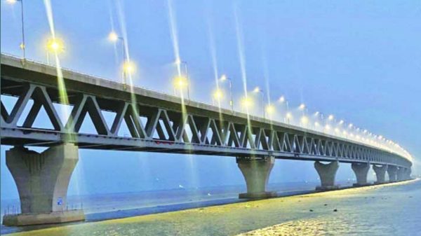 "আ.লীগ সরকারের শাসনামলে পাচারকৃত অর্থ: ৮৭ পদ্মা সেতুর ব্যয়ের সমান"