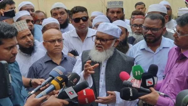 স্কুল- কলেজে কোরআন শিক্ষা বাধ্যতামূলক করা হচ্ছে : ধর্ম উপদেষ্টা