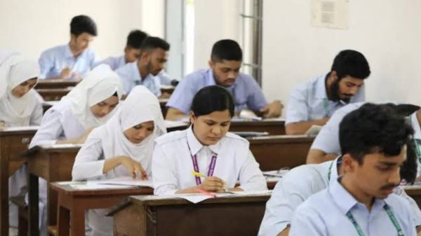 এইচএসসি পরীক্ষার বাকি ১০ দিন, এলো নতুন স্বাস্থ্য ও সচেতনতা নির্দেশনা